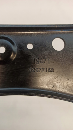 BELKA WZMOCNIENIE PASA PRZÓD VOLVO XC90 2016- XC60 V90 V60 OEM/OE 32277168