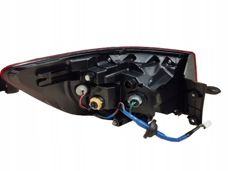 LAMPA TYLNA PRAWA MAZDA CX-9 (TB) 2012_TK2151150A