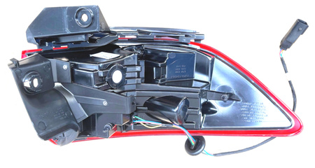 LAMPA PRAWY TYŁ ZEWNĘTRZNA FORD KUGA 2024- 2816863 _ PV4B-13404-AE
