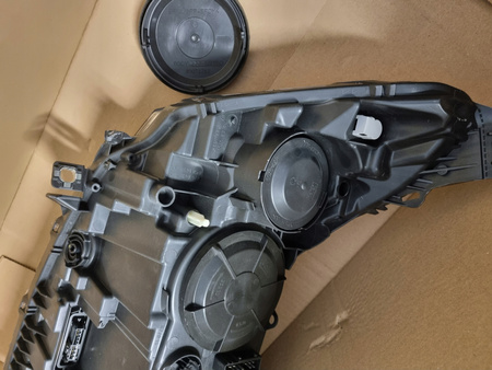 Reflektor lewy Citroen C5 OE 6208Q1