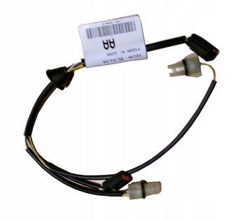 PRZEWÓD KLAMKI BAGAŻNIKA FORD FOCUS Mk2 HB 2007-11_1633537_9M51-10E998-AA