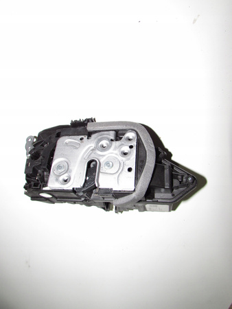ZAMEK DRZWI LEWY TYŁ VOLVO XC90 2016- XC40 V60 S60 OEM/OE 31440999