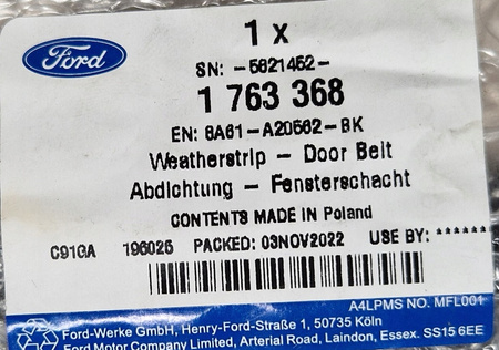 LISTWA ZGARNIAJĄCA PRAWY TYŁ FORD FIESTA Mk7_ 1763368 _ 8A61-A20562-BK