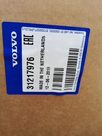 BŁOTNIK PRZEDNI PRAWY VOLVO XC60 I 2008-2017