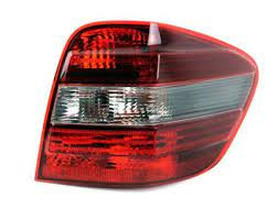 LAMPA PRAWA TYŁ TYLNA MERCEDES ML W164 A1649061200