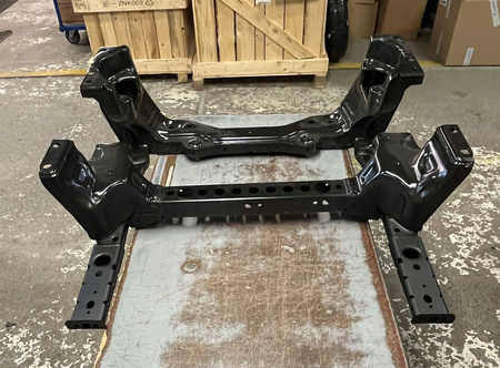 SANKI RAMA SILNIKA FORD MUSTANG Mk6 2015- 2023 OE 2685422 _ PR3C-5C145-AB