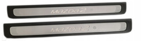 Listwy ozdobne progów z podświetleniem - Mazda 2_DA6DV1370