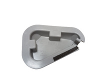 Osłona lewa otworu lusterka zewnętrznego - Mazda 2_D09W69117